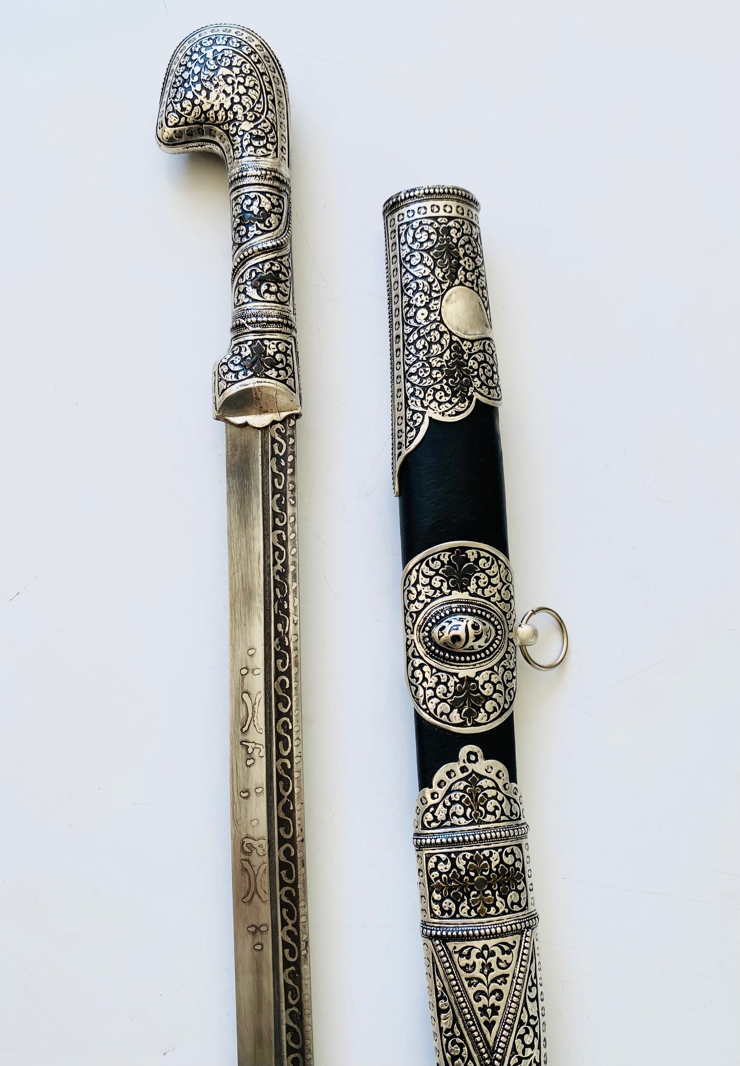 ხმალი (ჭოლაური)